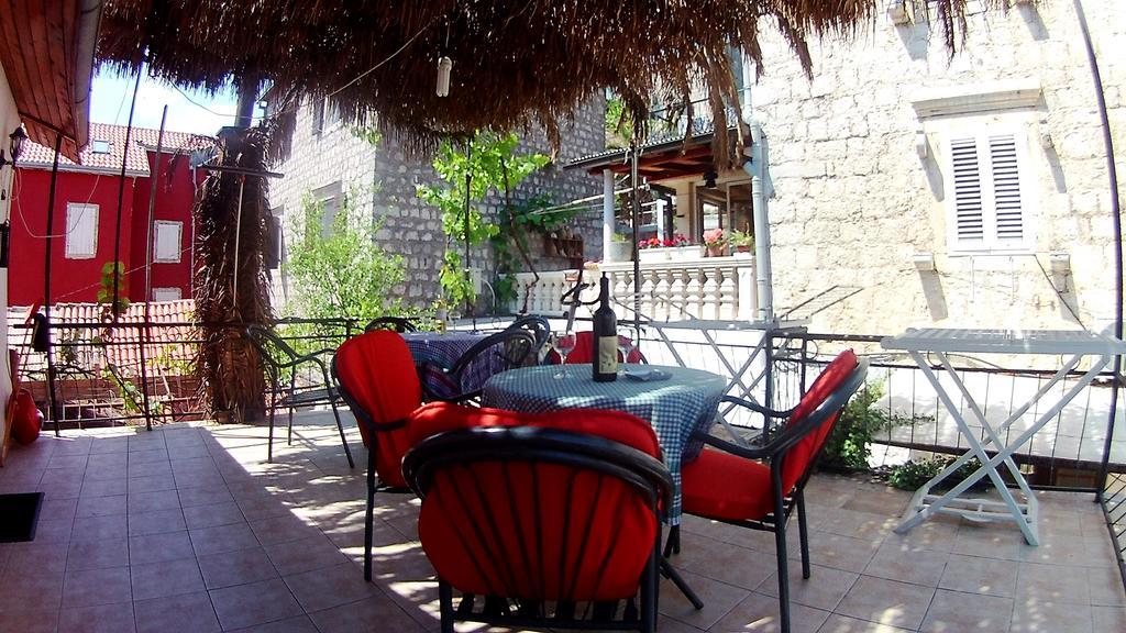 Apartments Gudco Perast Esterno foto