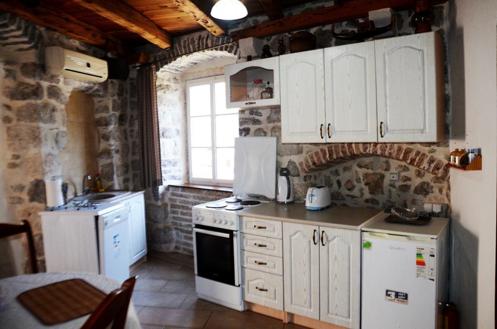 Apartments Gudco Perast Esterno foto