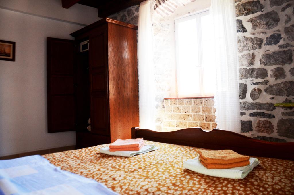 Apartments Gudco Perast Esterno foto