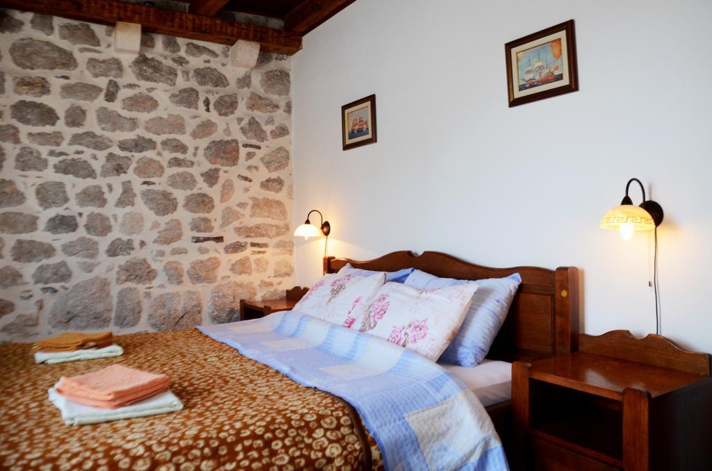 Apartments Gudco Perast Esterno foto
